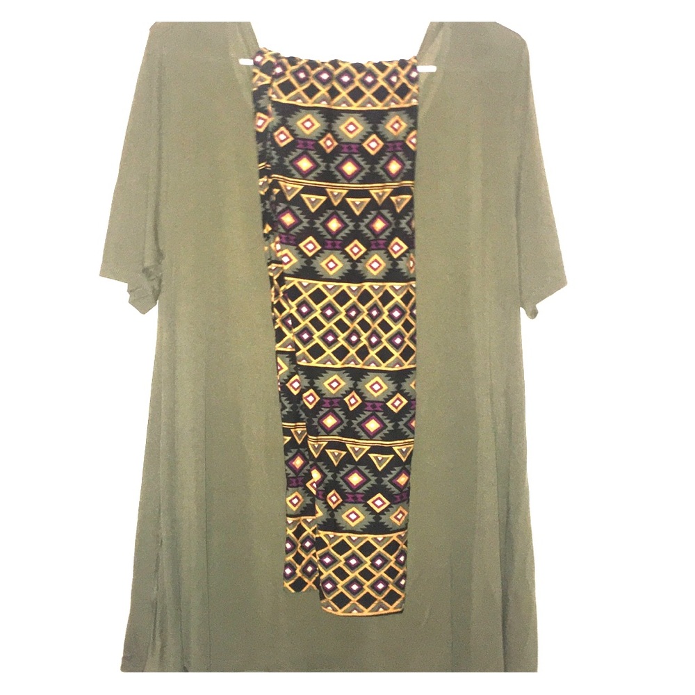 LuLaRoe Perfect Tee and TC Leggings